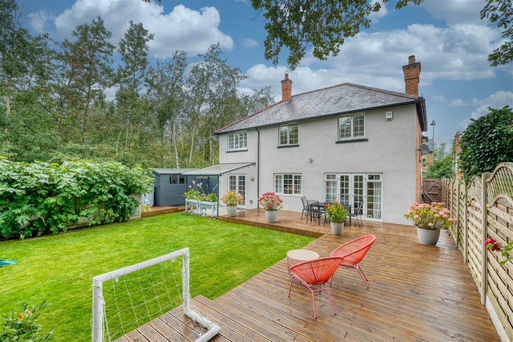 Birchfield Road, Headless Cross, Redditch B97 4LX 4 bed detached house for sale £525,000