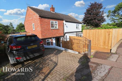 5 bedroom detached house for sale, Station Road South, Belton