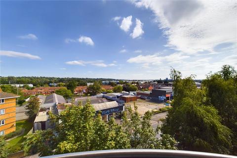 2 bedroom apartment to rent, Branagh Court, Reading, Berkshire, RG30