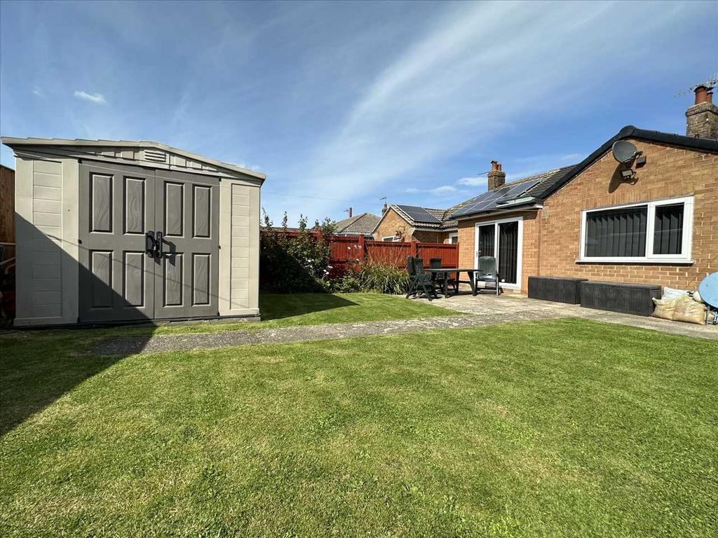Garage / Workshop