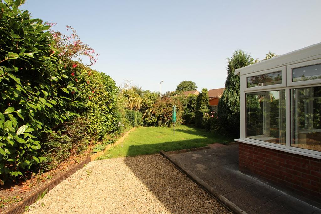 Barrington Place, Shepton Mallet, BA4 2 bed semidetached house for