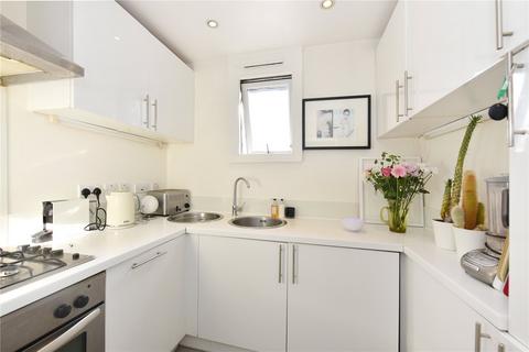 Flat 6, 2 Gloucester Gate, London, NW1 4HG