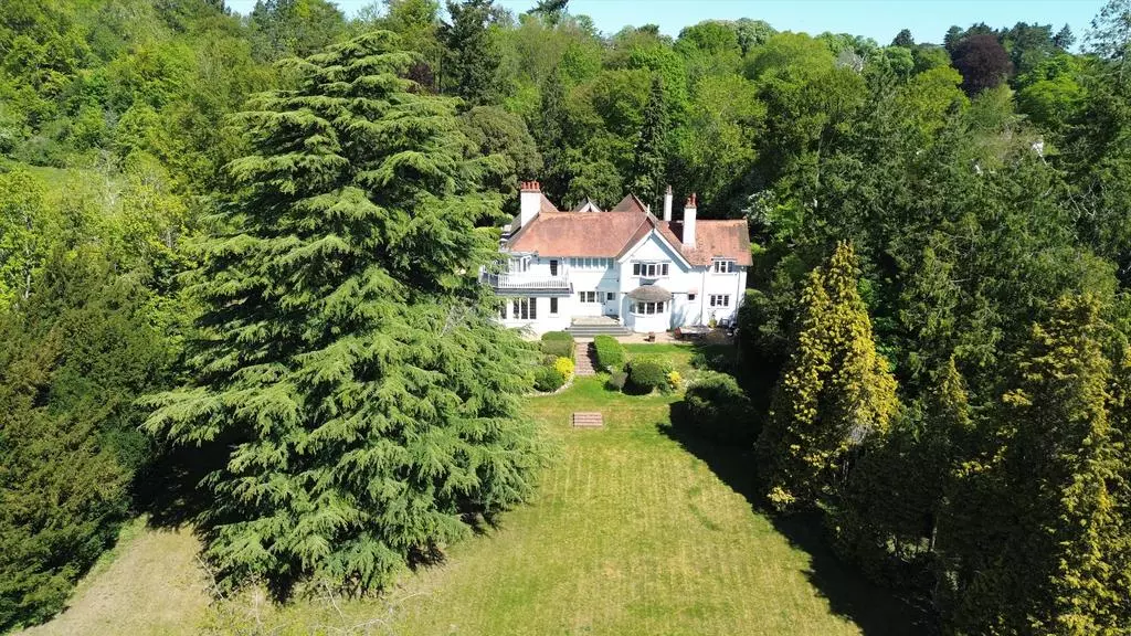 Harpsden Bottom, Harpsden 5 bed detached house for sale