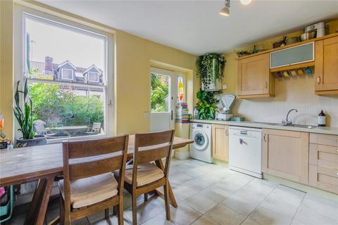 4 Albermarle Terrace, Bristol, BS8 4NA