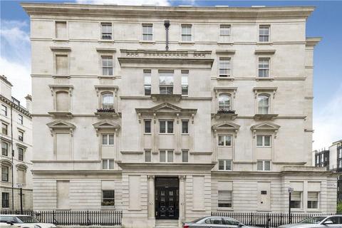 3 bedroom apartment for sale, Ennismore Gardens, Knightsbridge, SW7