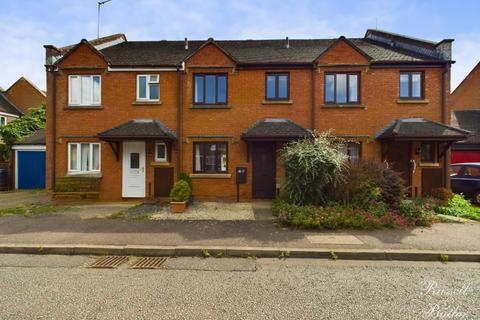 3 bedroom terraced house to rent, Fishers Field, Buckingham, MK18 1SN