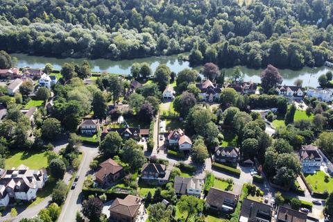 4 bedroom detached house for sale - River Area, Maidenhead