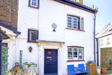 4 bedroom semi-detached house for sale, The Embankment, Twickenham, moments from River