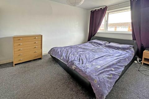 37 Ash Farm Close, Exeter, EX1 3TD