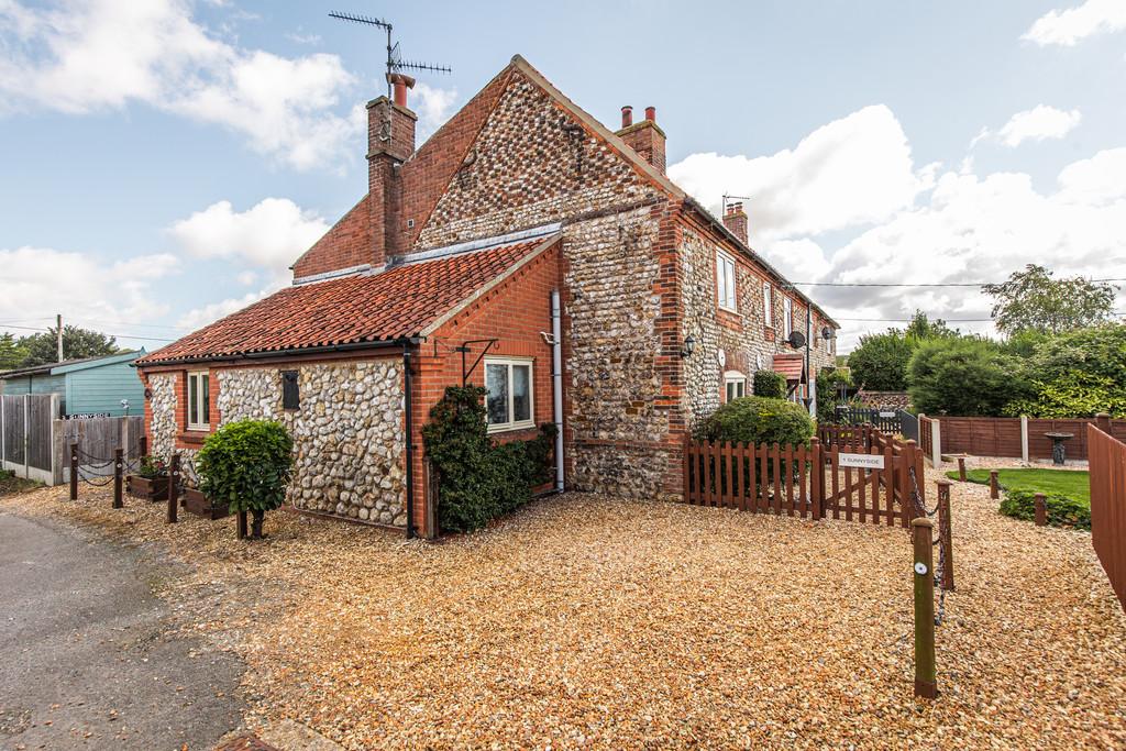 Docking 3 bed cottage for sale £400,000