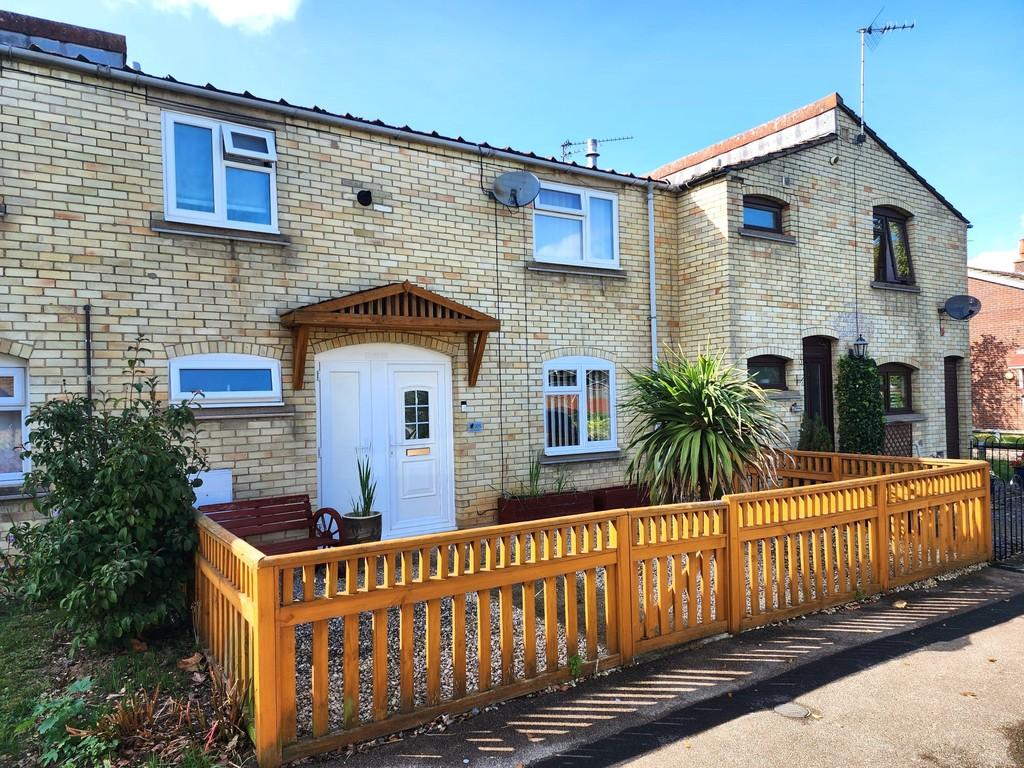 Oliver Road, Bury St. Edmunds 3 bed terraced house for sale £230,000