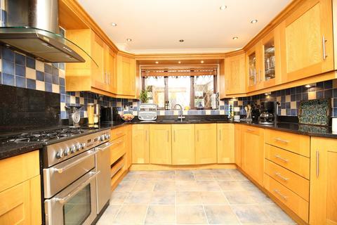 4 bedroom detached house for sale - Main Road, Austrey