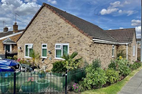 3 bedroom detached bungalow for sale, The Grove, Market Deeping