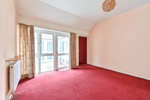 17 Setchell Way, London, SE1 5XR