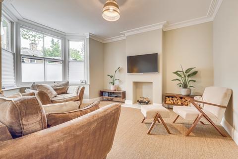 68 Cambridge Road, Southend-on-sea, SS1 1ES