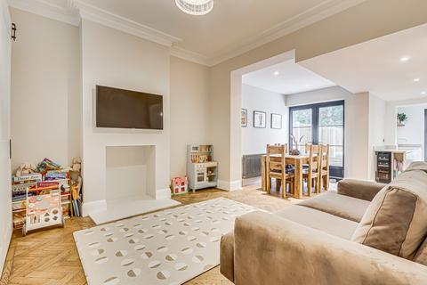 68 Cambridge Road, Southend-on-sea, SS1 1ES
