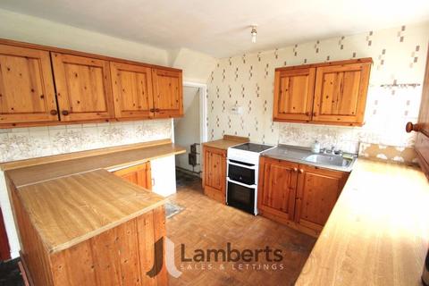28 Lords Lane, Studley, B80 7QW
