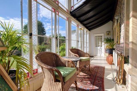 3 bedroom apartment for sale - Canynge Road|Clifton