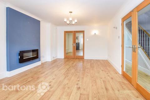 7 Heather Close, Rotherham, S60 2TQ