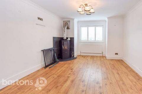7 Heather Close, Rotherham, S60 2TQ