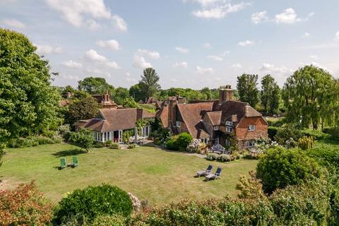 Holmhurst Cottage Back Lane, East Clandon, Guildford, GU4 7SD