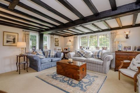 Holmhurst Cottage Back Lane, East Clandon, Guildford, GU4 7SD