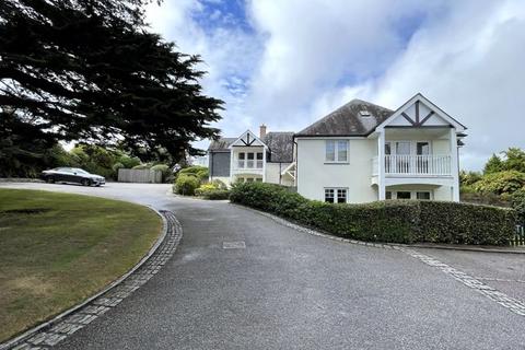 3 bedroom apartment for sale, The Cedars, Truro