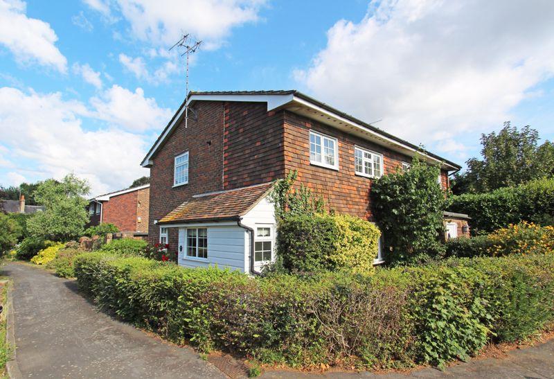 Benson Road, Henfield 3 bed semidetached house for sale £395,000