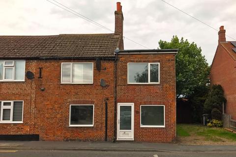 3 bedroom end of terrace house to rent, Silver Street, Coningsby