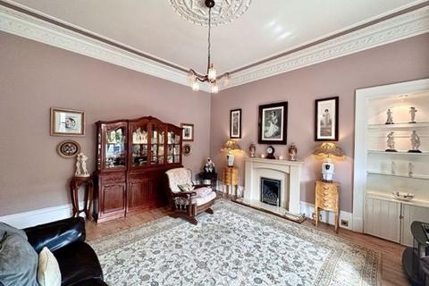48 Bellevue Crescent, Ayr, KA7 2DR