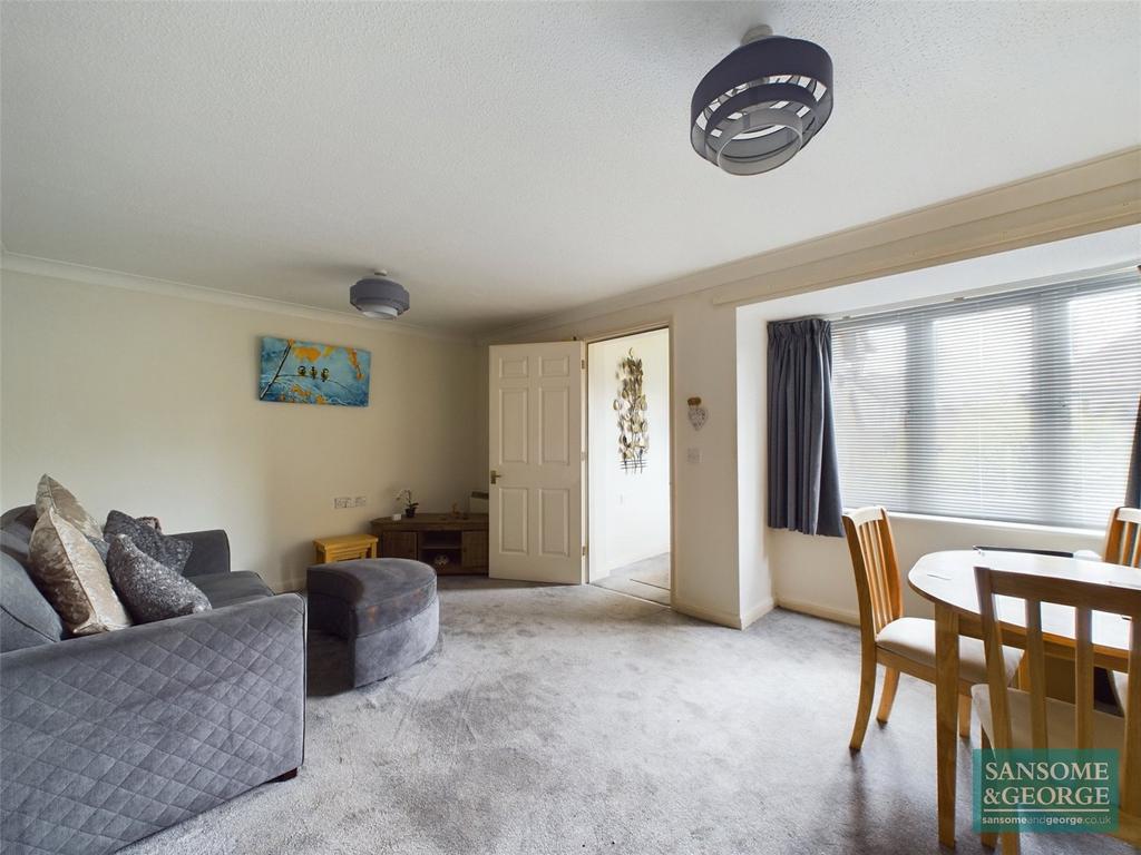 Garrett Close, Kingsclere, Newbury, Hampshire, RG20 2 bed apartment for