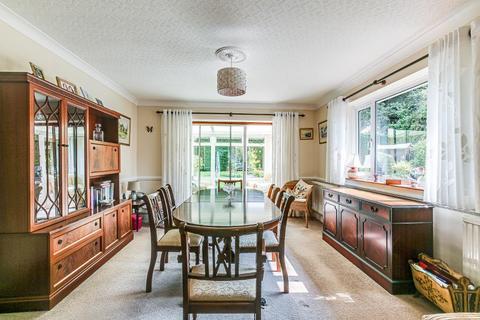 7 Parsonage Close, Warlingham, CR6 9EN
