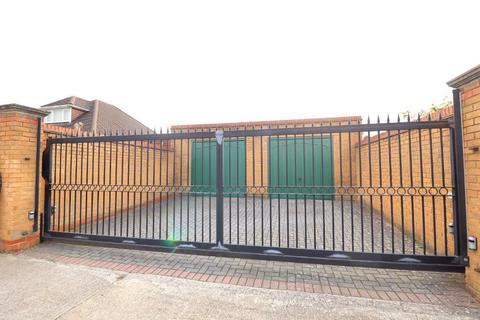 69 Stoneygate Road, Luton, LU4 9TL