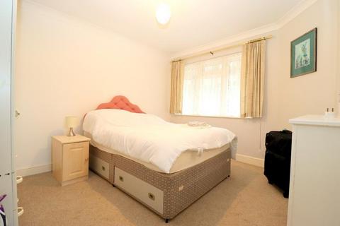 69 Stoneygate Road, Luton, LU4 9TL
