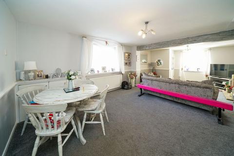 3 bedroom end of terrace house for sale, Hough Lane, Bolton, BL7