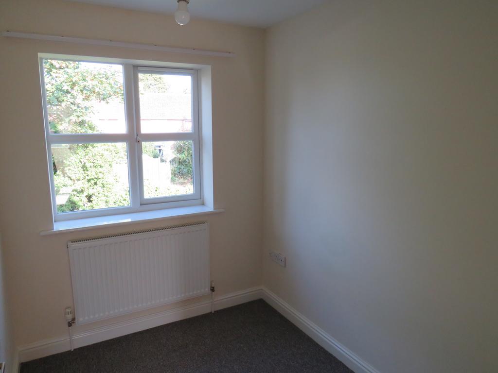 Bedroom 3 (Rear).
