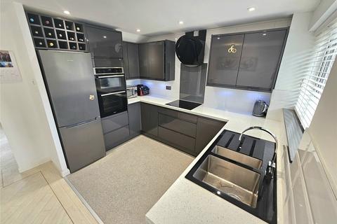 14 Exmoor Close, Wirral, CH61 9QN