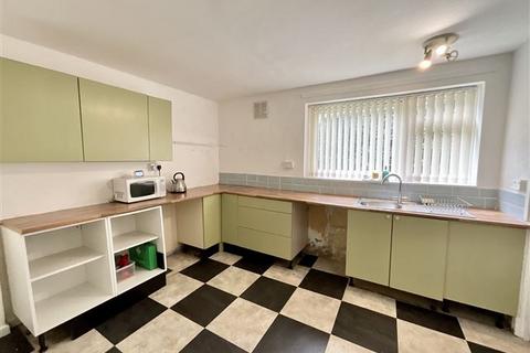 17 Abney Drive, Sheffield, S14 1PB