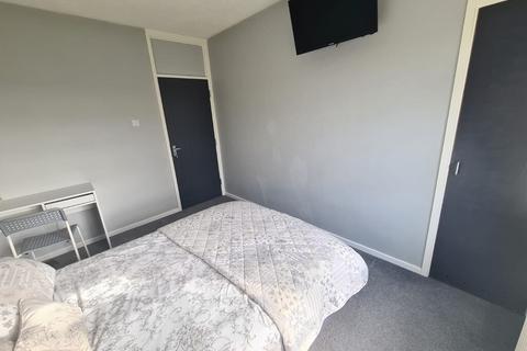 1 bedroom in a flat share to rent - Ebenezer Place - BR