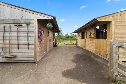 3 bedroom bungalow for sale, Gildridge, Uckinghall, Tewkesbury, Worcestershire, GL20 6EP