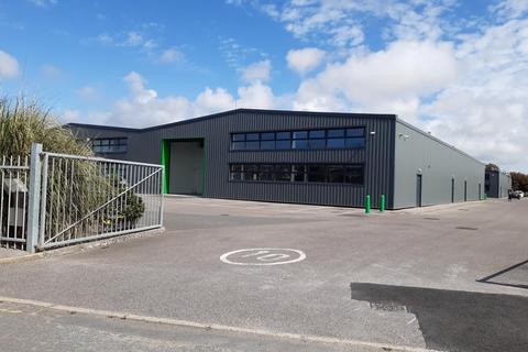 Industrial unit to rent, Beach Road, Newhaven BN9