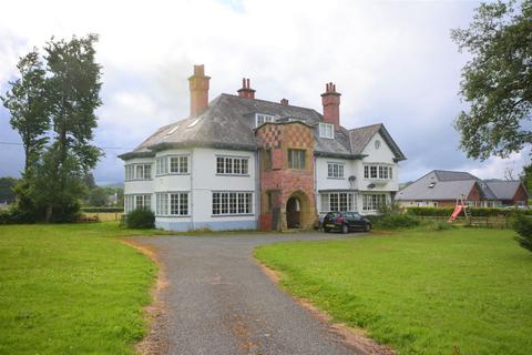 6 bedroom semi-detached house for sale, Neuadd Wen, Llanuwchllyn, Bala LL23 7TW