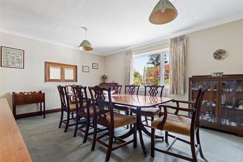 Brambledown, 3 Dene Close, Haslemere, GU27 2PU
