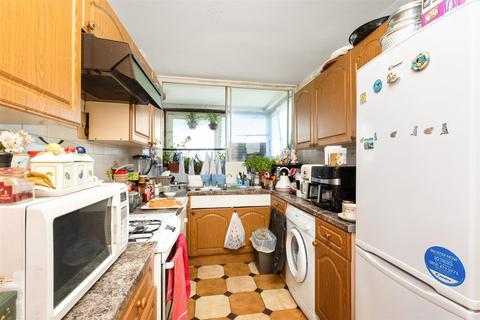 2 bedroom flat for sale - St. Margarets Place, Brighton