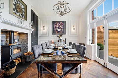 7 Central Avenue, Eccleston Park, Prescot, L34 2QL