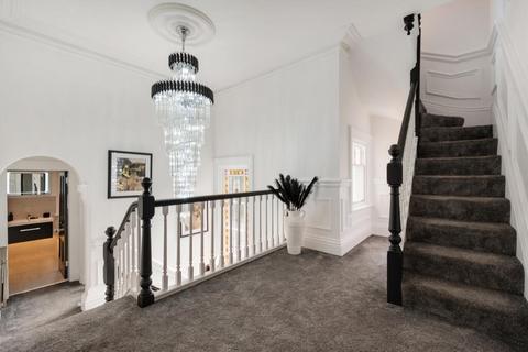 7 Central Avenue, Eccleston Park, Prescot, L34 2QL