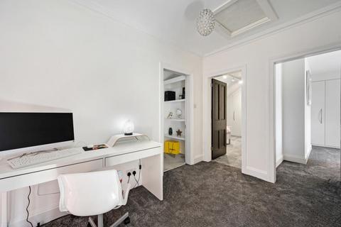 7 Central Avenue, Eccleston Park, Prescot, L34 2QL