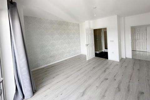2 bedroom flat for sale, Ecclesston Court, Tovil, Maidstone