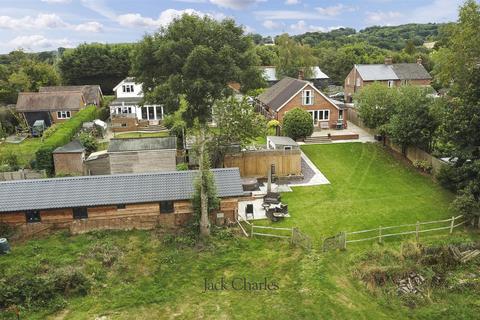 5 bedroom detached house for sale, Colts Hill, Tonbridge