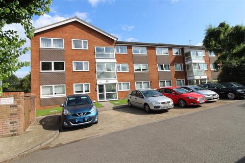 4, Alma Court Frampton Road, Potters Bar, EN6 1JT
